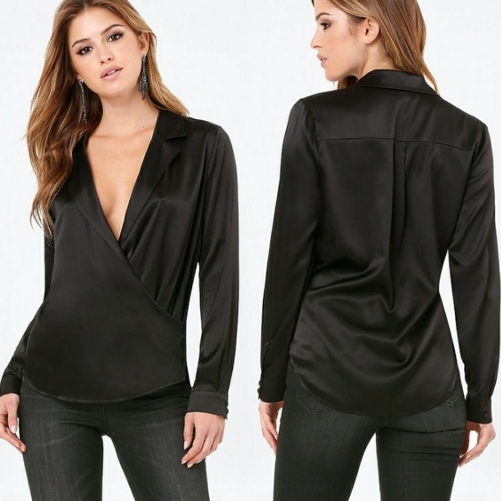 NWT bebe Black Silk Surplice Notch Top XXS